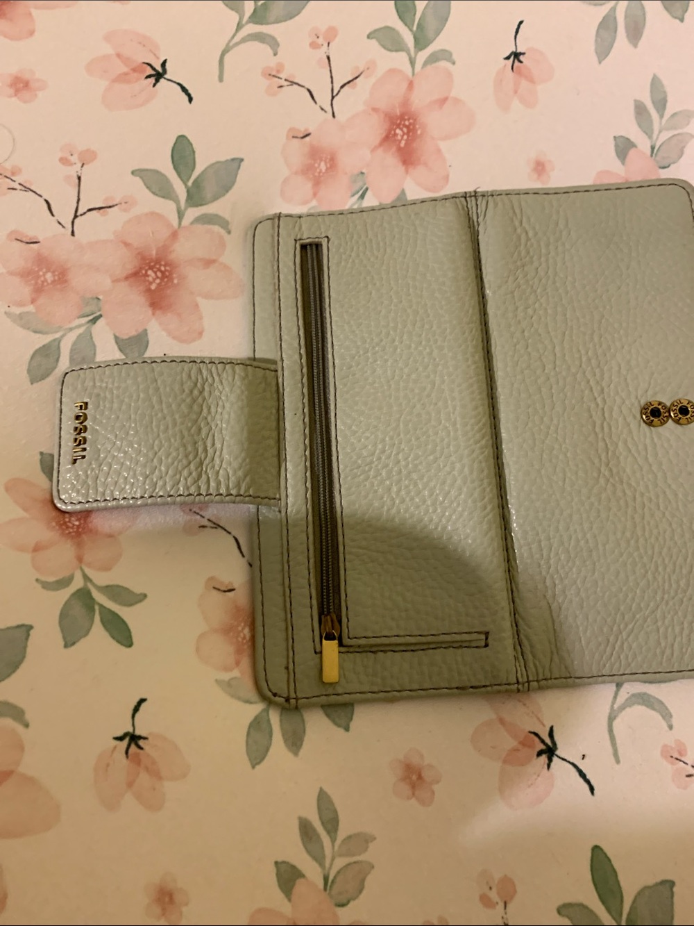 Fossil Light Mint Pebbled Leather Wallet with Gold Logo - Picture 4 of 5